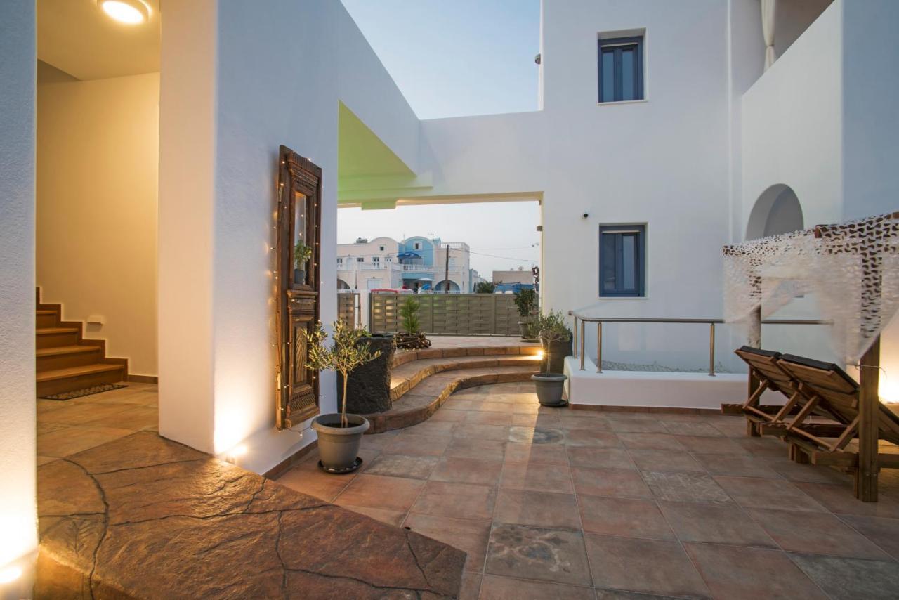 La Belle Vie - Santorini - Adults Only Appartement Kamári Buitenkant foto